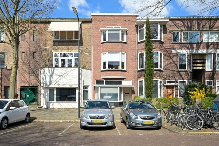 Foto 2 van Caan van Necklaan 25-A