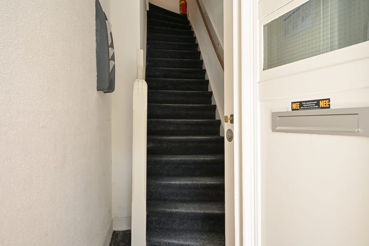 Foto 5 van Caan van Necklaan 25-A