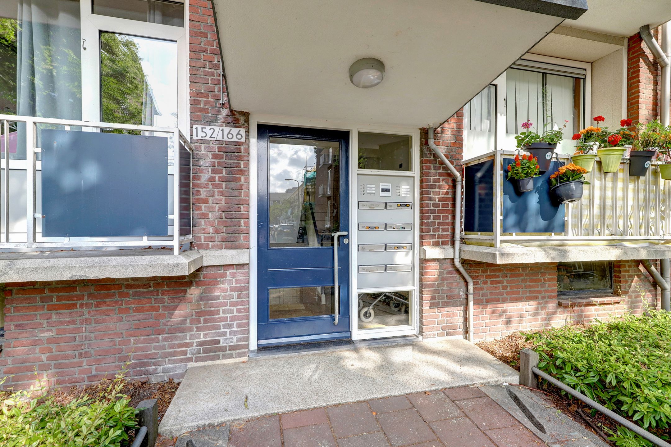 Foto 6 van Dr H. Colijnlaan 156