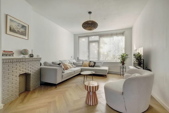 Foto 11 van Dr H. Colijnlaan 156