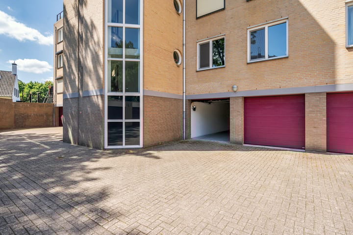 Foto 18 van Sint Urbanusweg 8-B