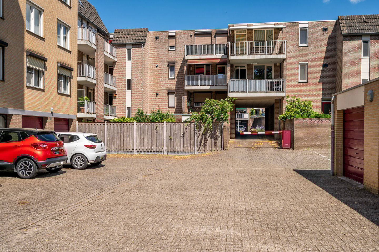 Photo 20 of Sint Urbanusweg 8-B