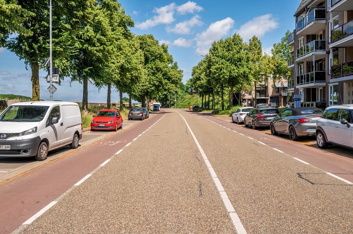 Foto 25 van Sint Urbanusweg 8-B