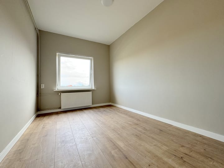 Foto 10 van Adelaarslaan 239