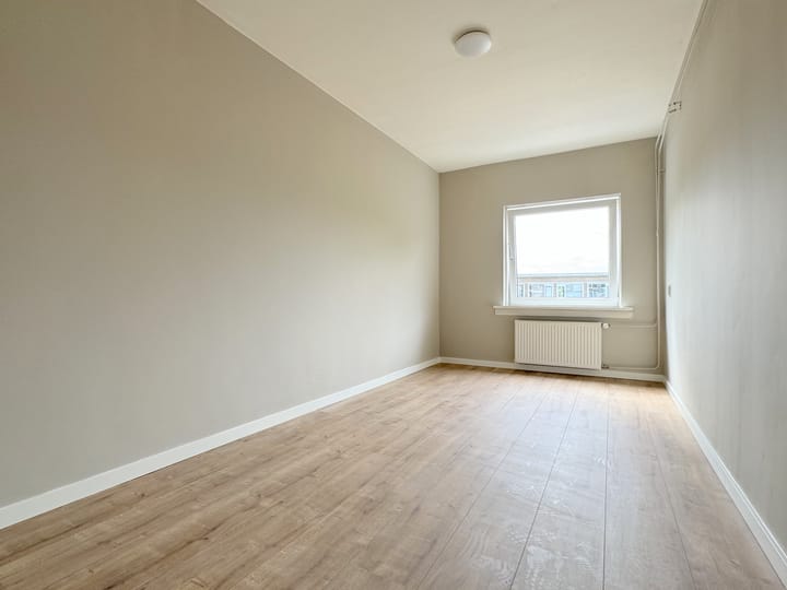 Foto 11 van Adelaarslaan 239