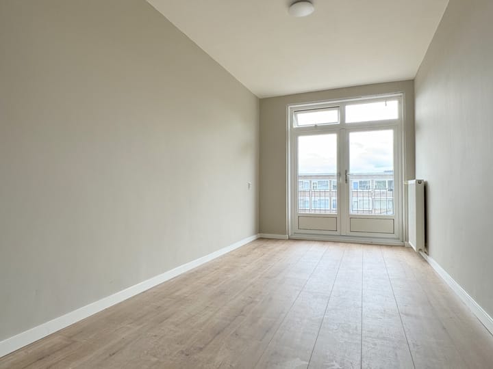 Foto 12 van Adelaarslaan 239