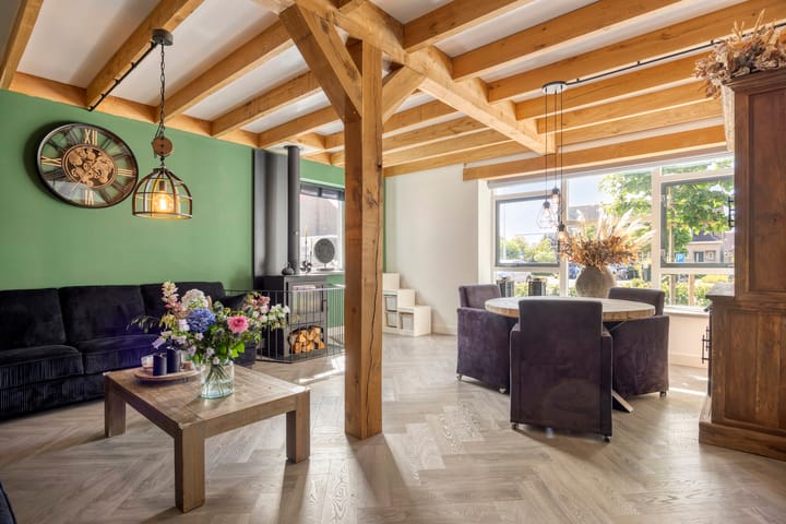 Photo 2 of Burgemeester Doormanstraat 24-A