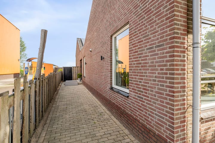 Foto 9 van Burgemeester Doormanstraat 24-A