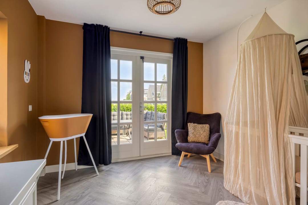 Photo 31 of Burgemeester Doormanstraat 24-A