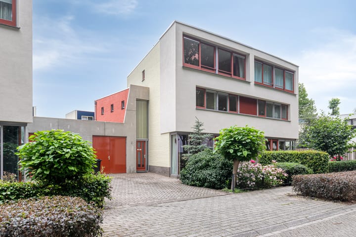 Foto 39 van Albaststraat 25