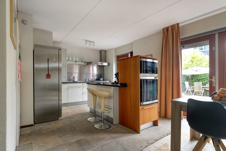 Foto 9 van Albaststraat 25