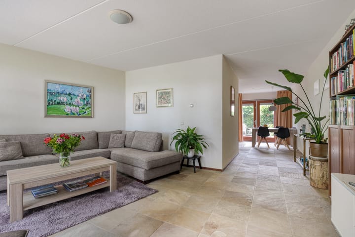 Foto 15 van Albaststraat 25