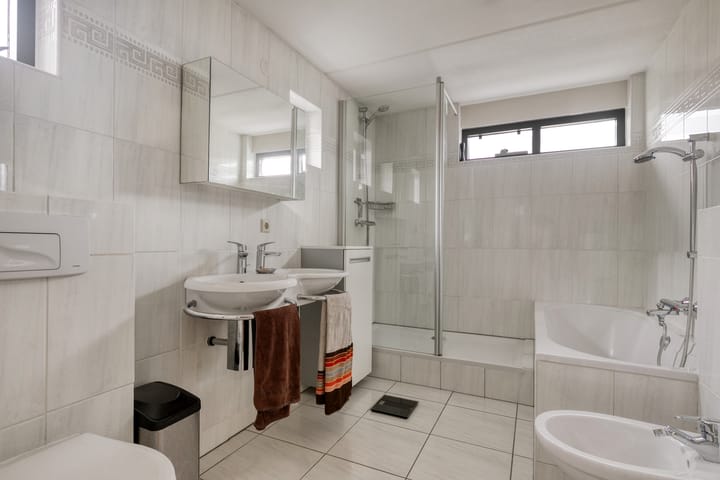 Foto 24 van Albaststraat 25