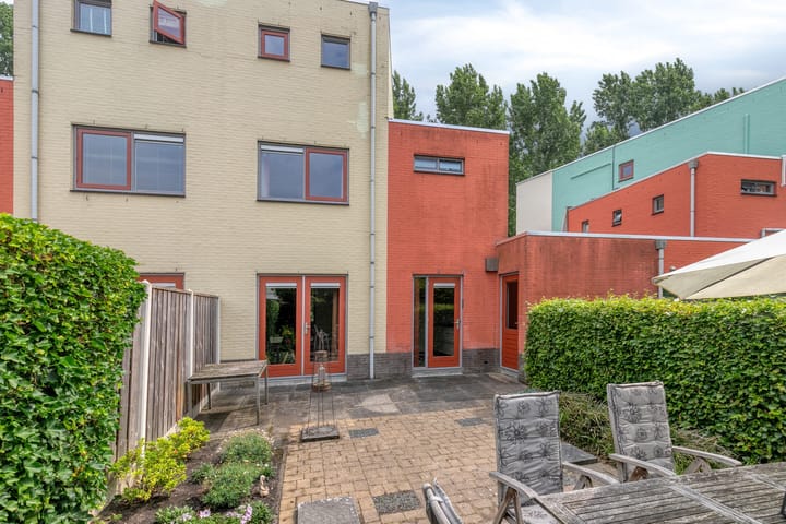 Foto 35 van Albaststraat 25