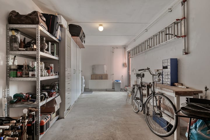 Foto 38 van Albaststraat 25