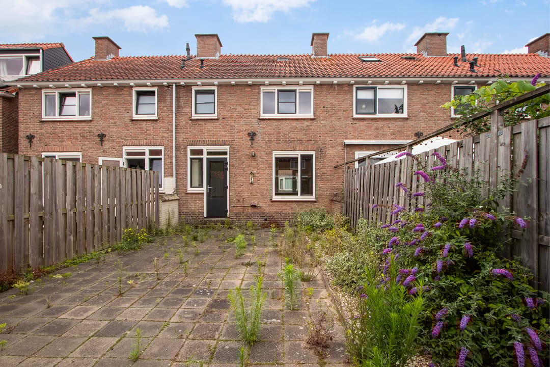 Photo 22 of Ernst Casimirstraat 32