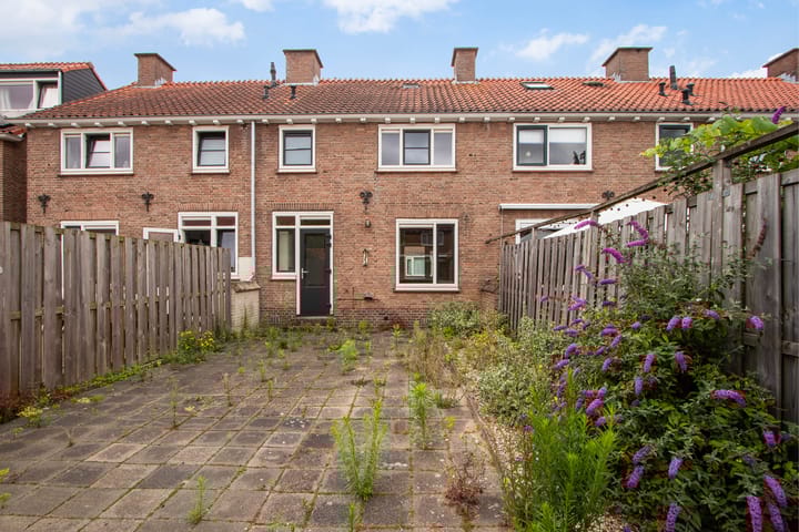 Photo 22 of Ernst Casimirstraat 32