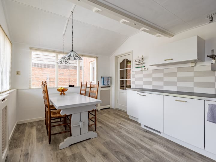 Foto 12 van Weg naar Voorst 68-A