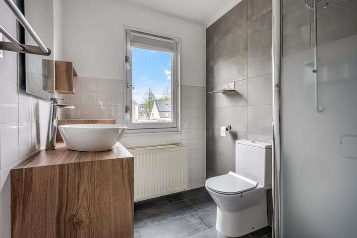 Foto 13 van Netscherstraat 35