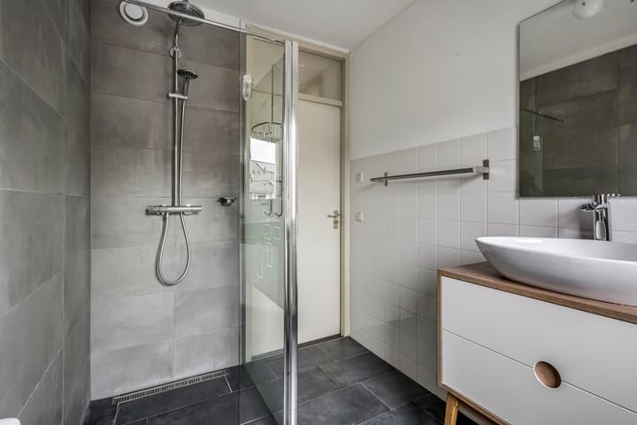 Foto 14 van Netscherstraat 35