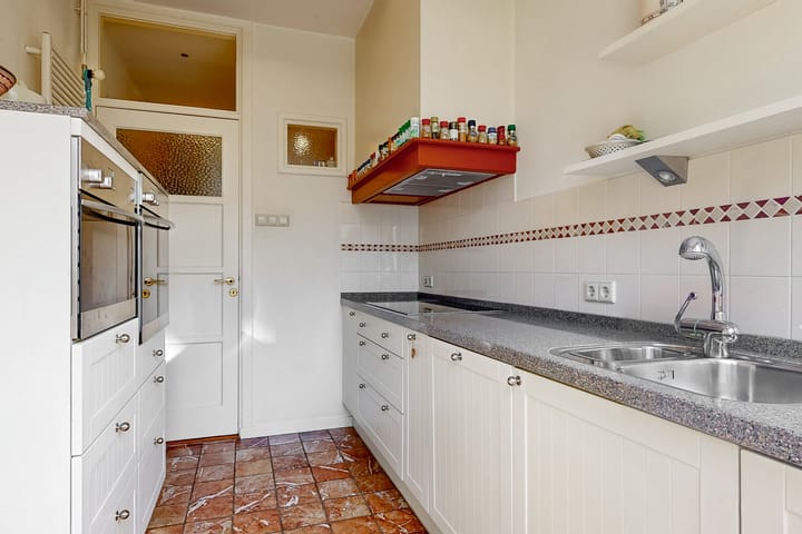 Foto 11 van Van Wouwstraat 12