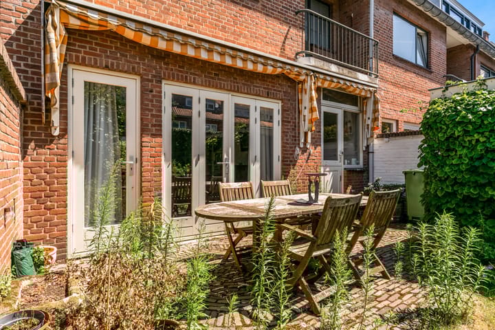 Foto 31 van Van Wouwstraat 12