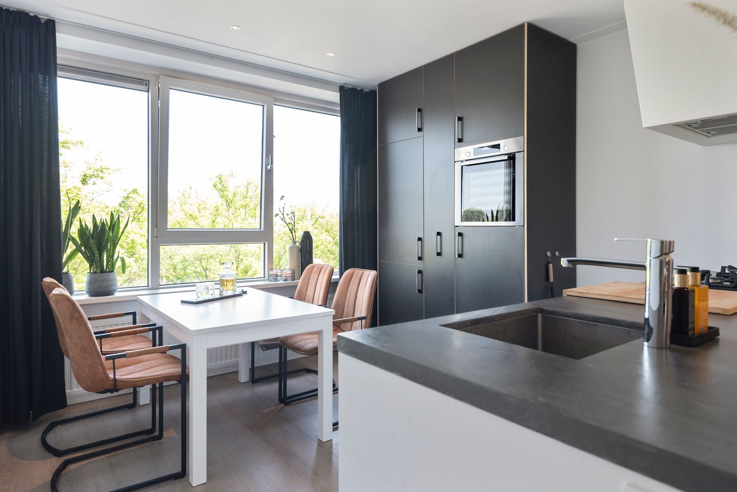 Foto 10 van Plesmanweg 431