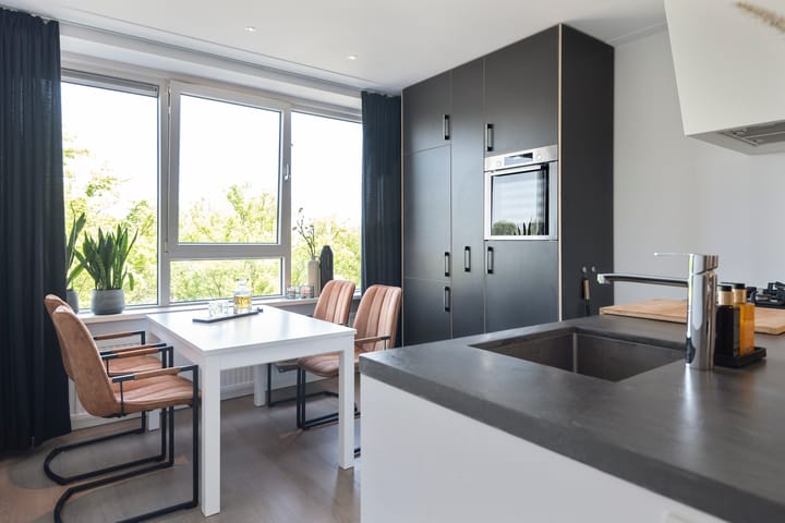 Foto 10 van Plesmanweg 431