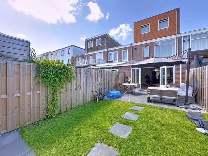 Photo 11 of Teylerplein 59