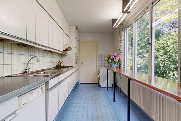 Photo 11 of Emmalaan 30