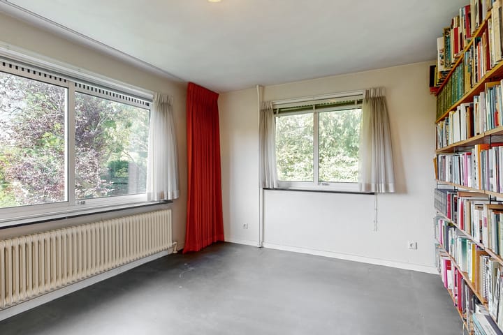 Photo 22 of Emmalaan 30