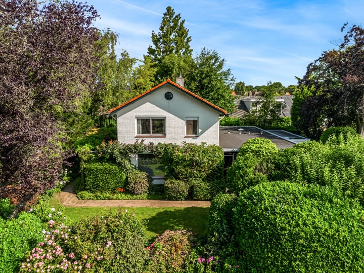 Photo 35 of Emmalaan 30