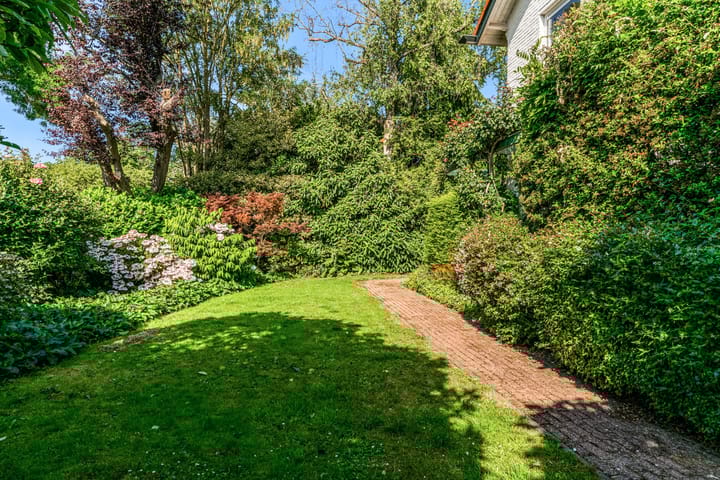 Photo 36 of Emmalaan 30