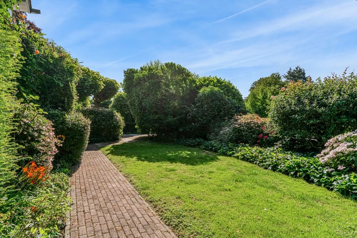 Photo 37 of Emmalaan 30