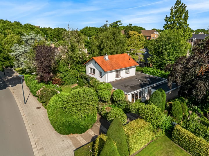 Photo 41 of Emmalaan 30