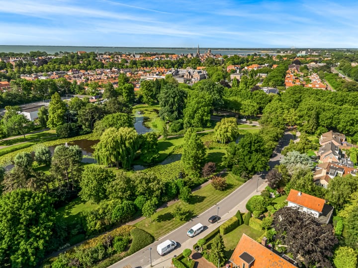 Photo 42 of Emmalaan 30