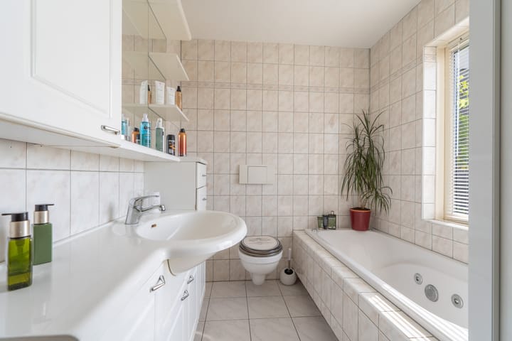 Foto 25 van Jacob Cremerstraat 132