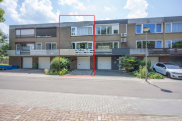 Foto 1 van Stikkerstraat 35