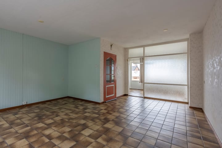 Foto 8 van Stikkerstraat 35