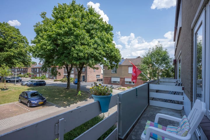 Foto 9 van Stikkerstraat 35