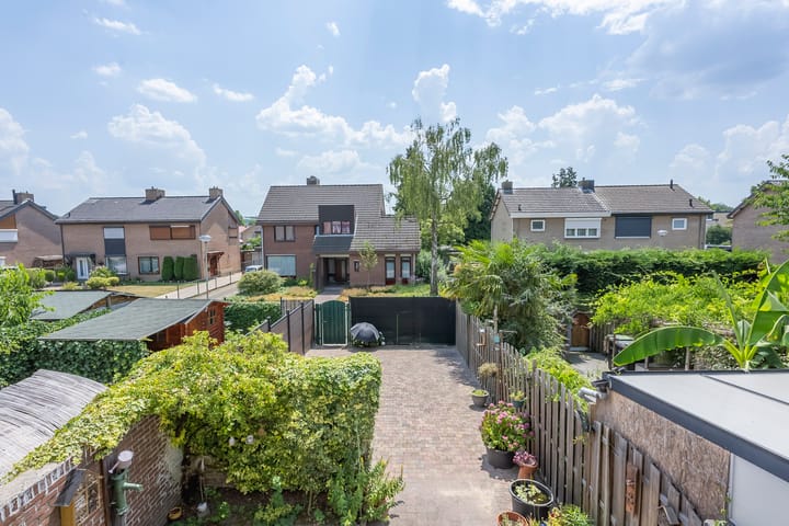 Foto 21 van Stikkerstraat 35