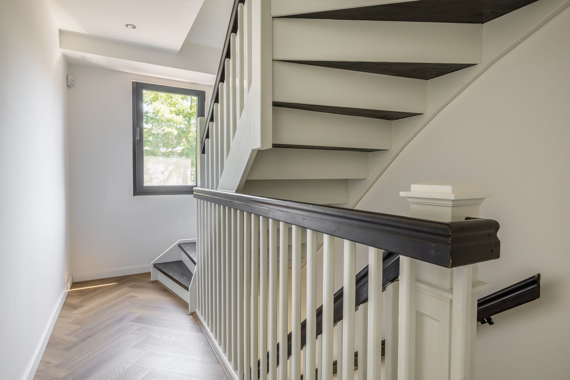 Foto 30 van Vondellaan 2