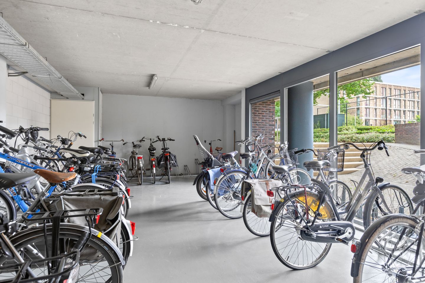 Foto 35 van Cervanteslaan 75