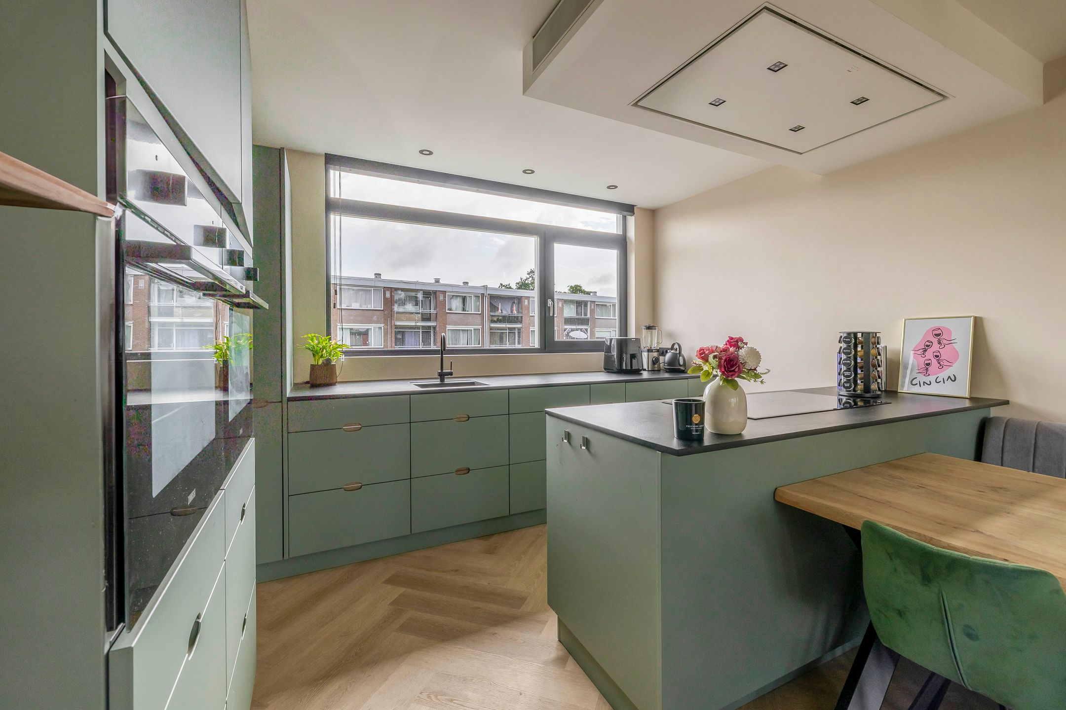 Photo 3 of Zilverschoonlaan 36