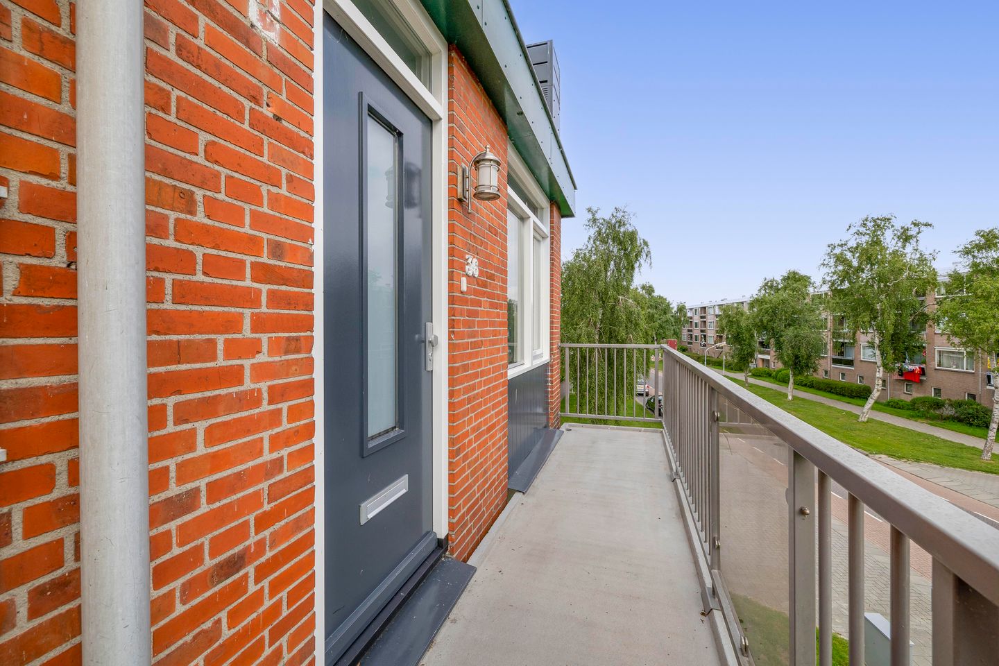 Photo 10 of Zilverschoonlaan 36