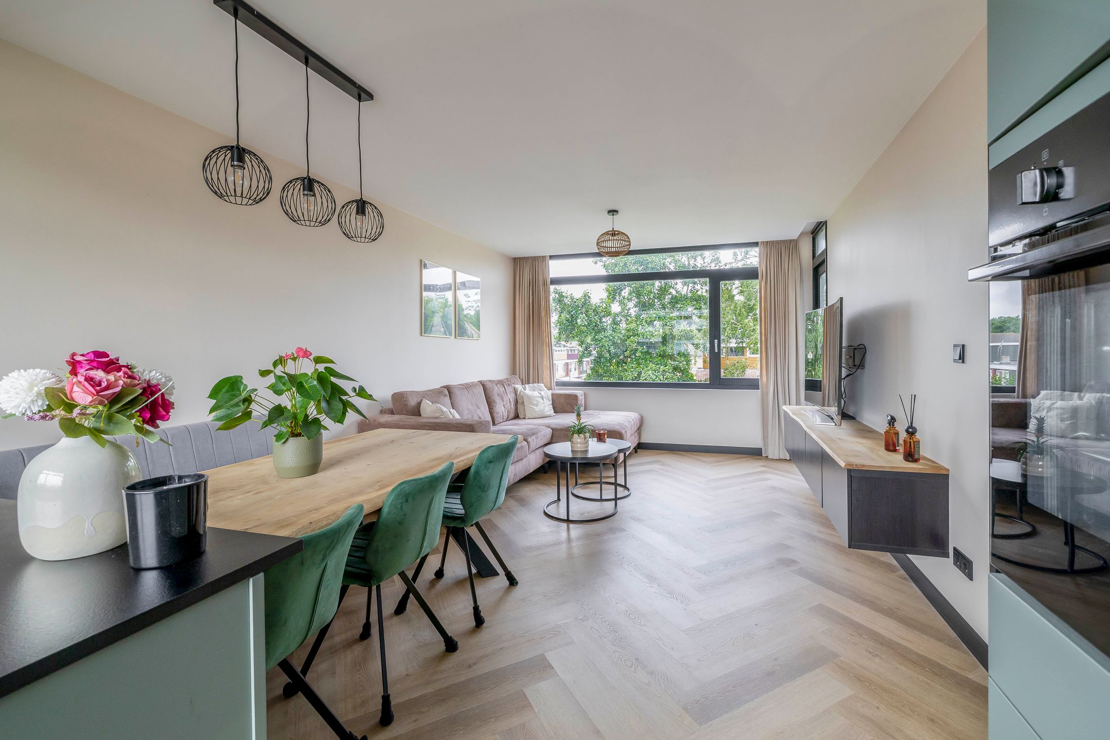 Photo 18 of Zilverschoonlaan 36