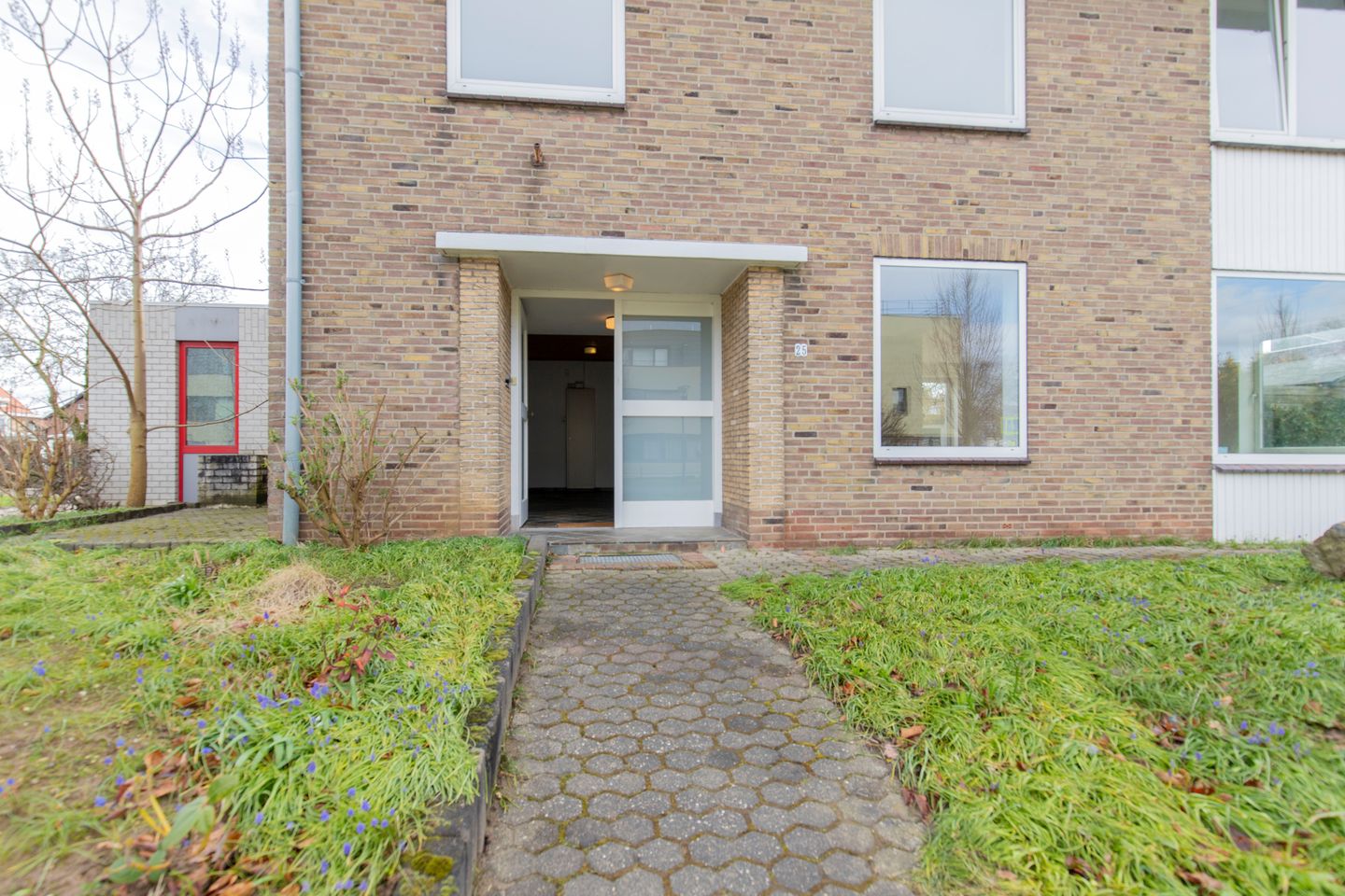 View photo 5 of Veldekelaan 25-A
