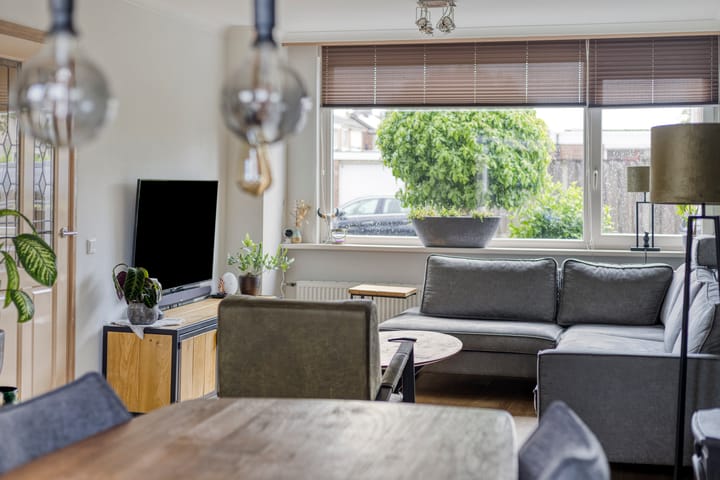 Foto 9 van Robert Scottstraat 138