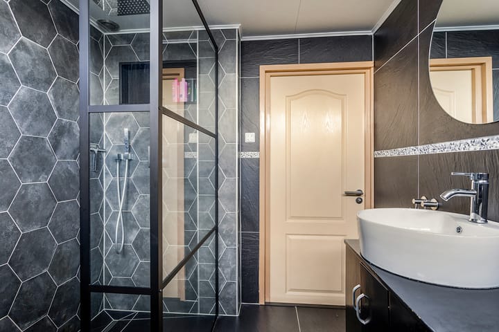 Foto 23 van Robert Scottstraat 138