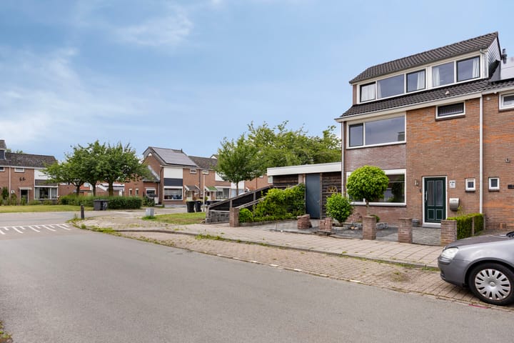 Foto 35 van Robert Scottstraat 138